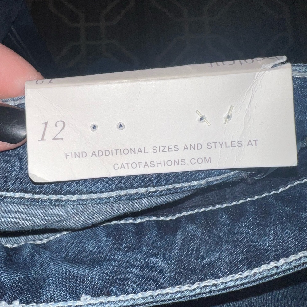 NWT jeans - Picture 3 of 5